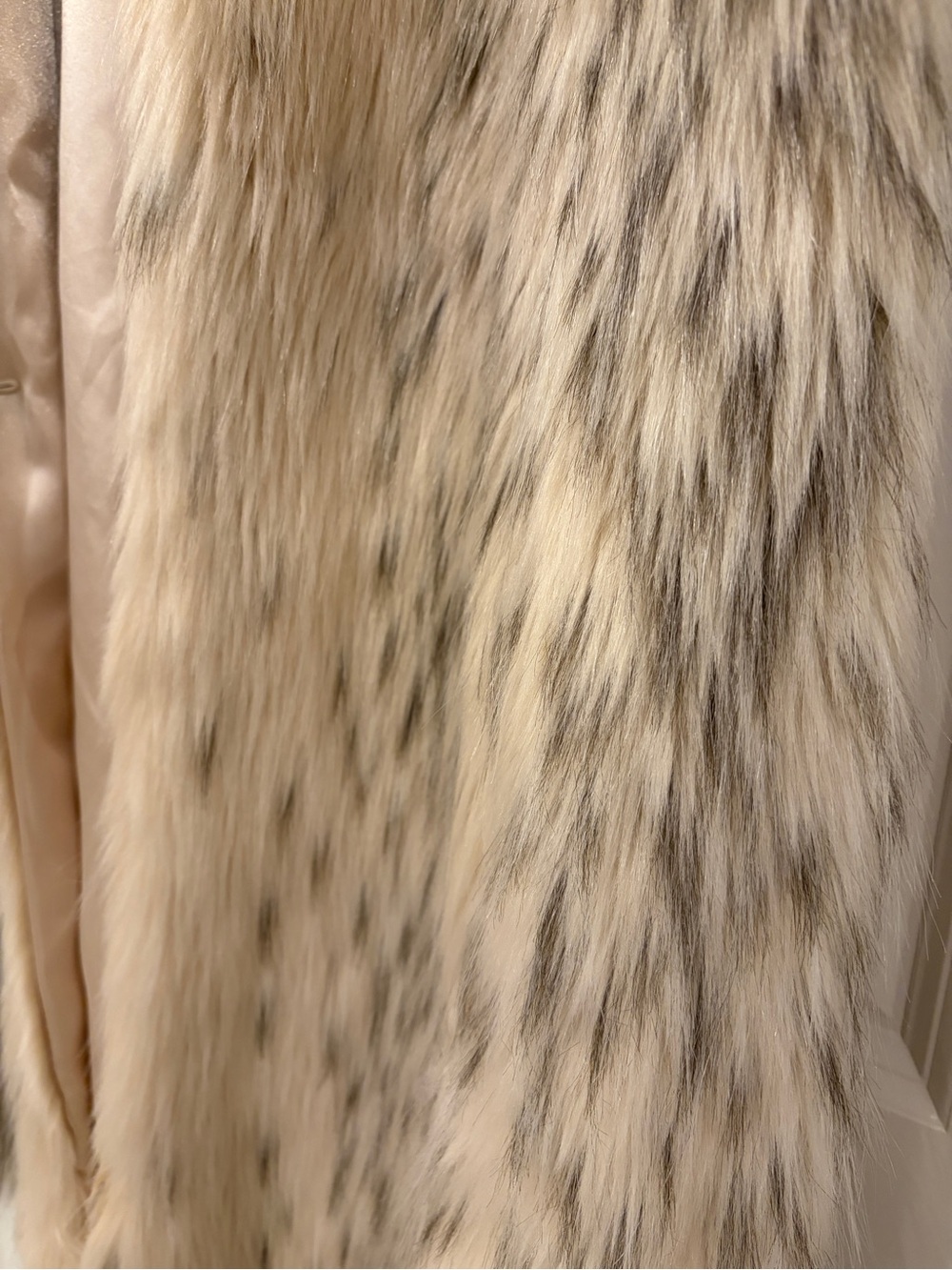 Donna Salyers' Fabulous-Furs Faux Fur Vest Small - Picture 2 of 11